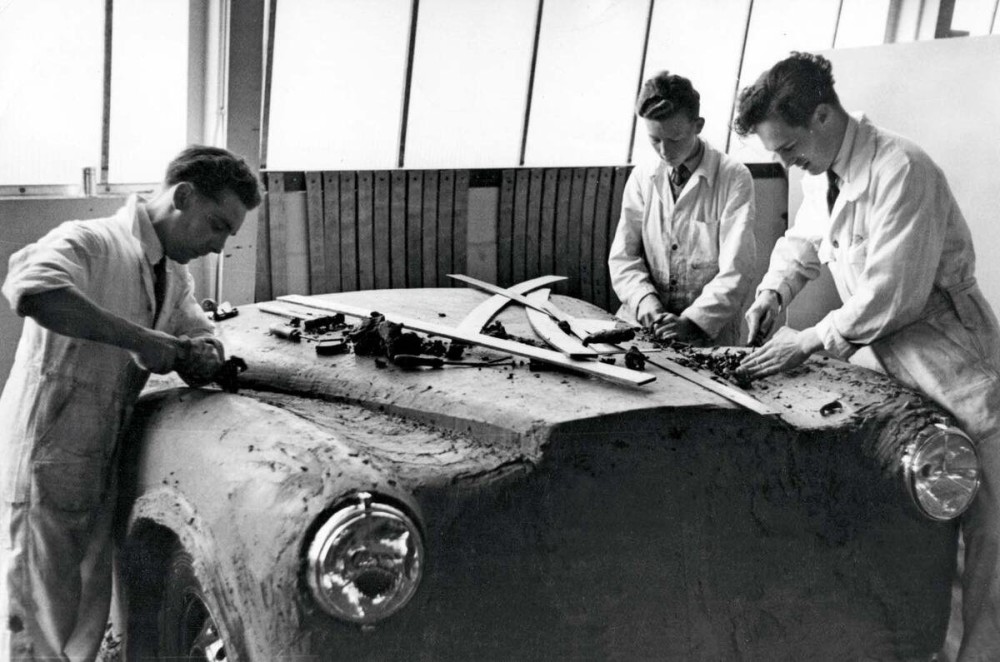 why_do_car_designers_use_clay_modeling